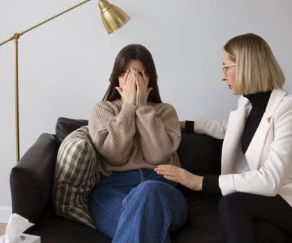 medium-shot-young-woman-undergoing-therapy